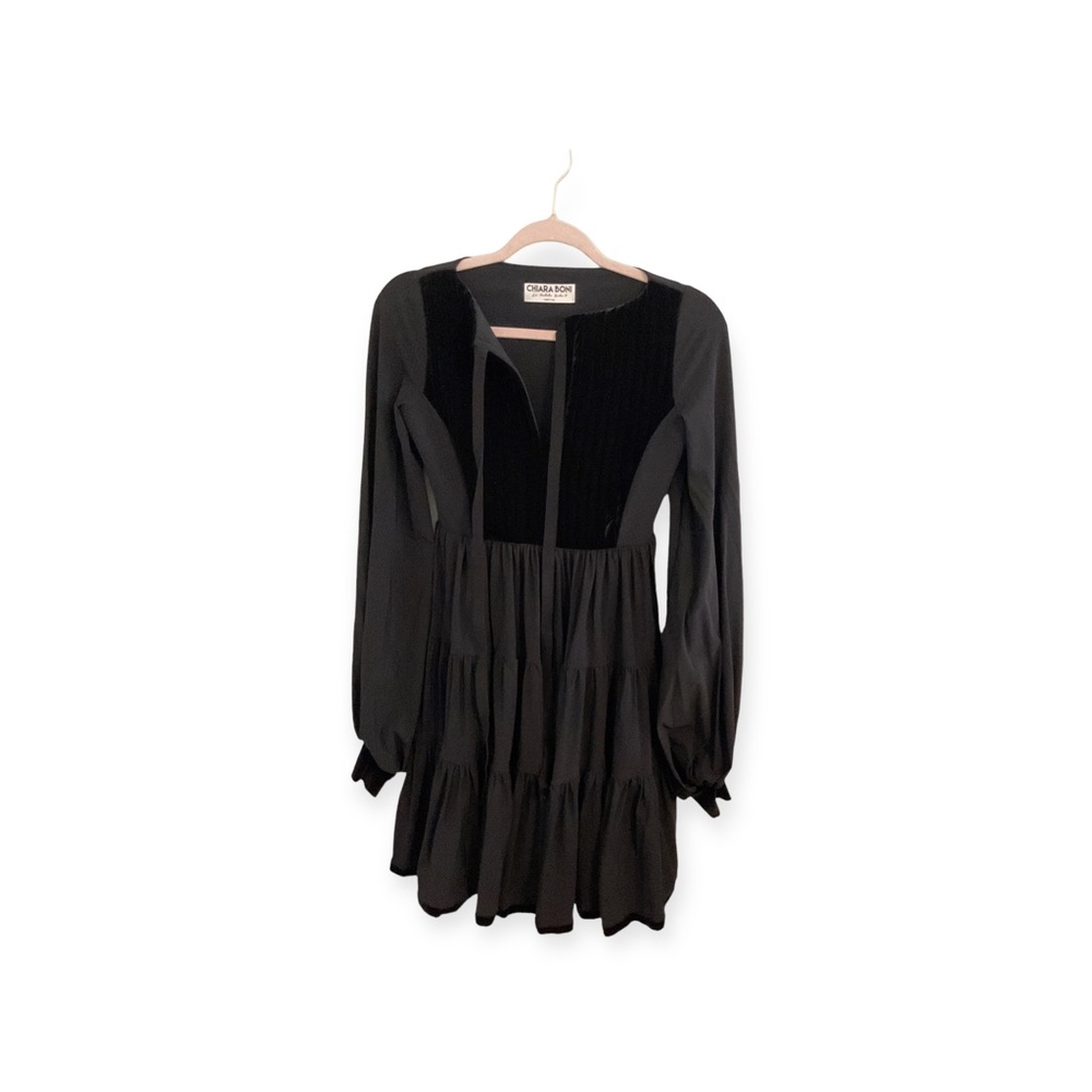 Women’s black, partially velvet Chiara Boni dress, size‎ 38
